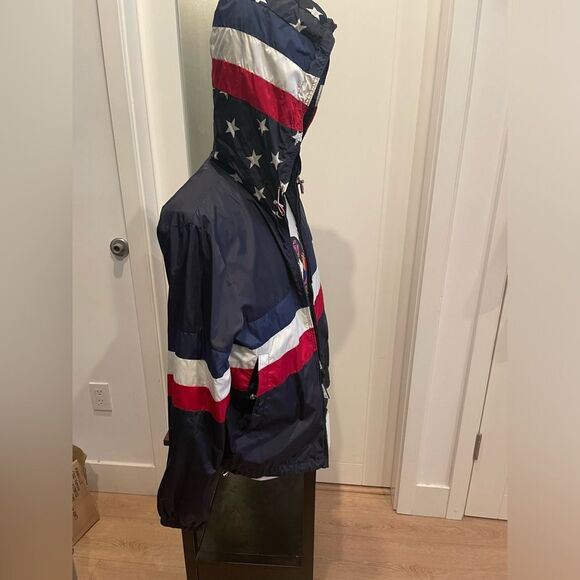 Moncler Windbreaker - Size Medium  - Moncler Hooded Jacket  - Summer Jacket - - Picture 7 of 17